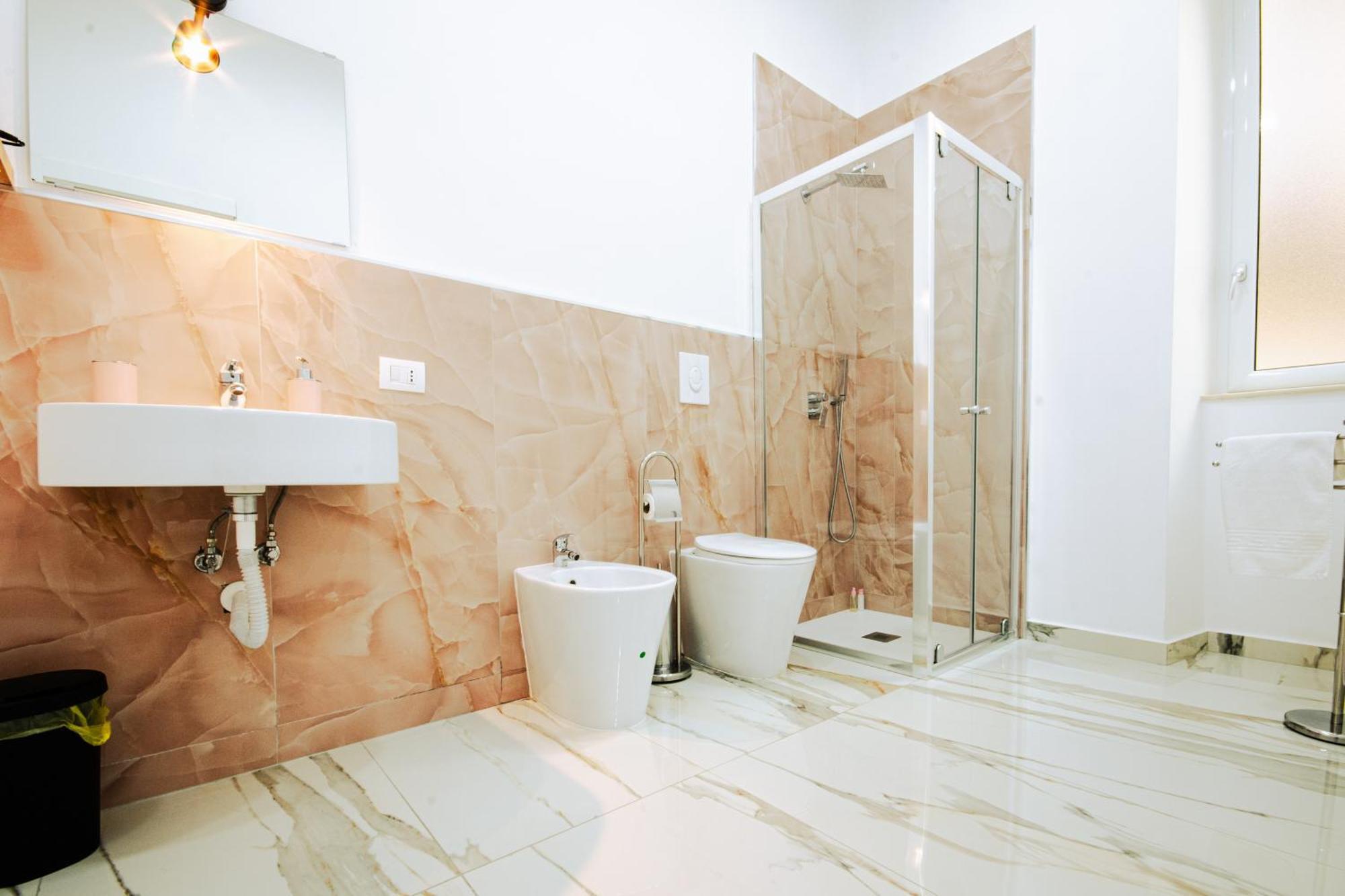 Light Hotel Naples Luaran gambar
